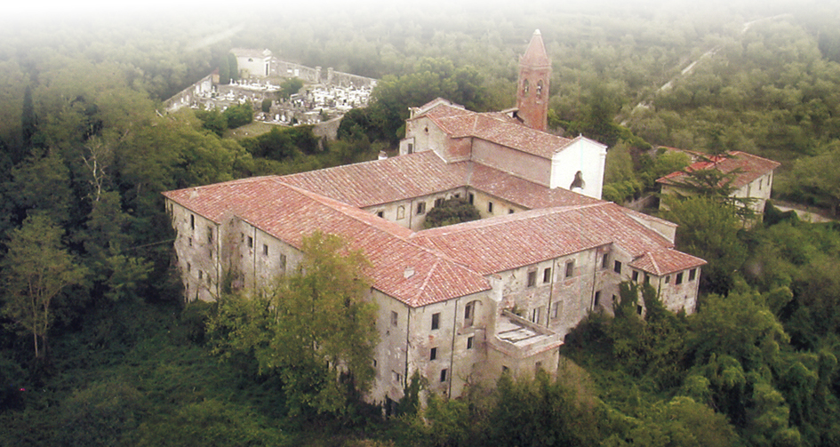 Da un abbraccio a... un crowdfunding per Nicosia